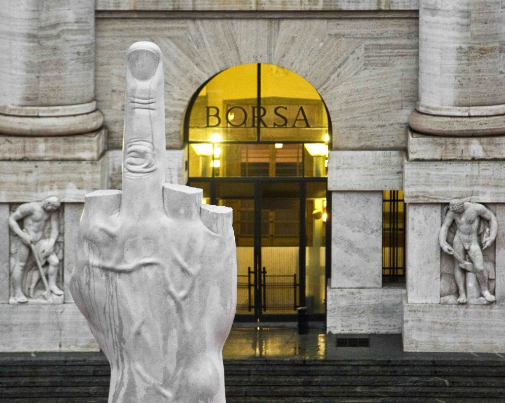Maurizio-Cattelan-L.O.V.E.-2010-White-Carrara-Marble-roman-travertine-1100-x-470-x-470-cm-36.1-x-15.5-x-15.5-feet-Piazza-Affari-Milano-Italy-6