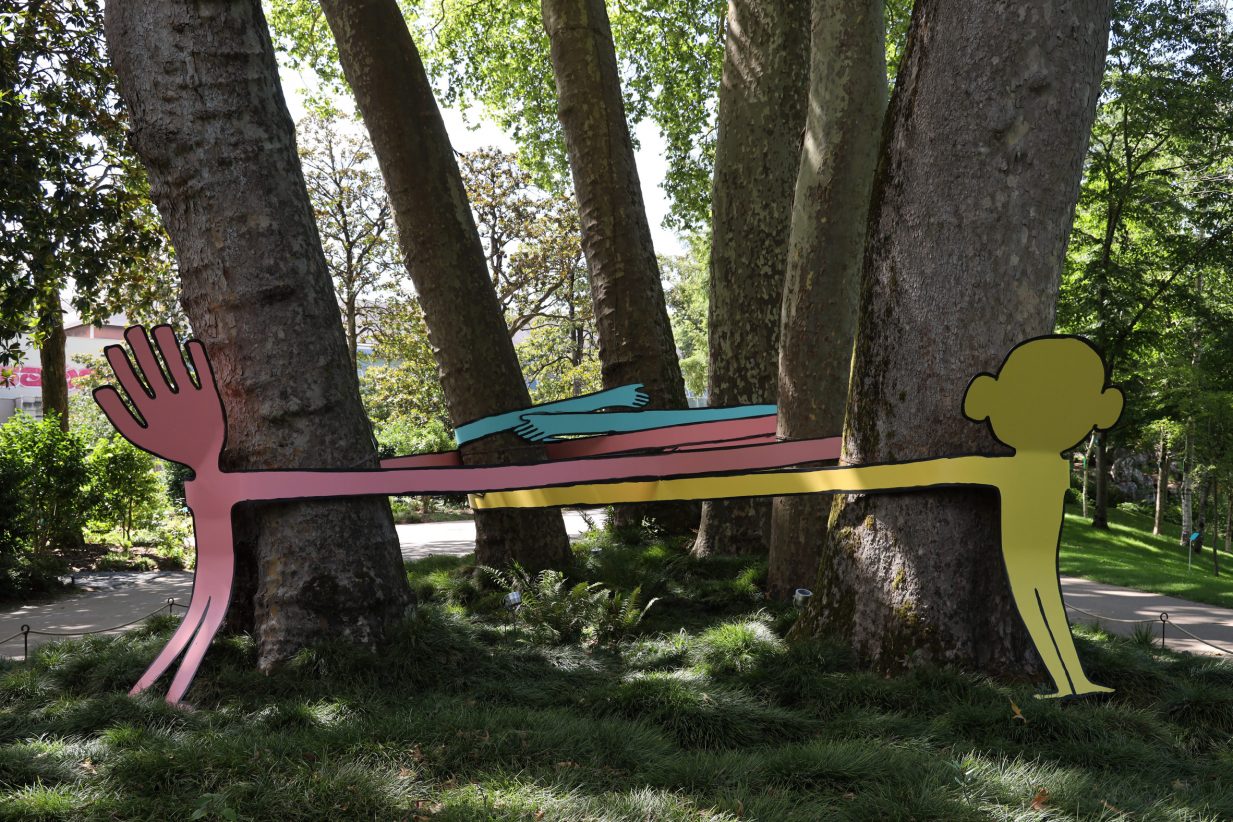 jean-jullien-le-jardin-des-plantes-design_dezeen_2364_col_0-1233x822
